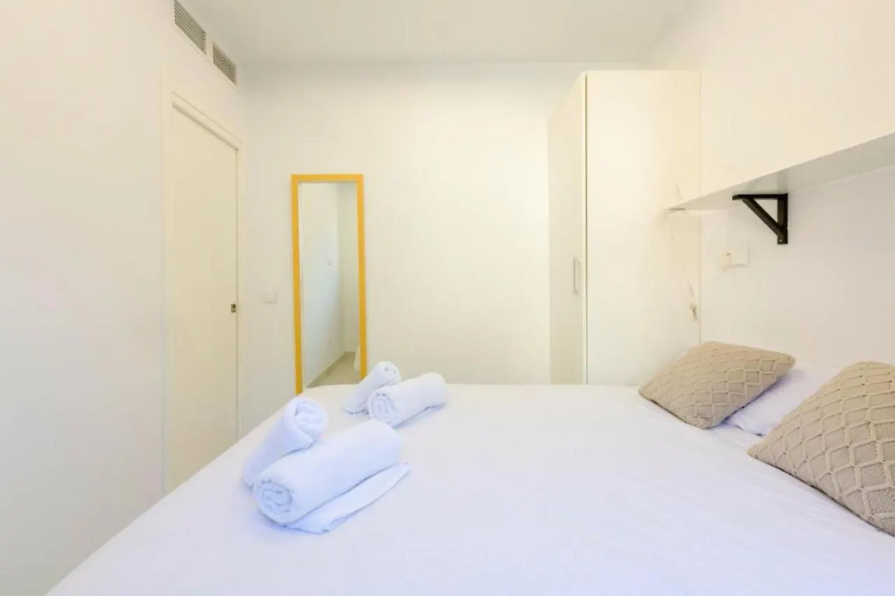 Апартаменты Seafront Boutique Calabeach Rincon De La Victoria La Cala Del Moral Испания