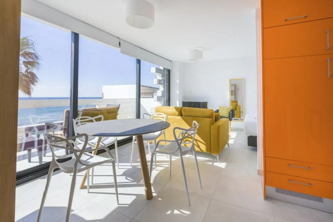 Seafront Boutique Calabeach Rincon De La Victoria La Cala Del Moral Апартаменты